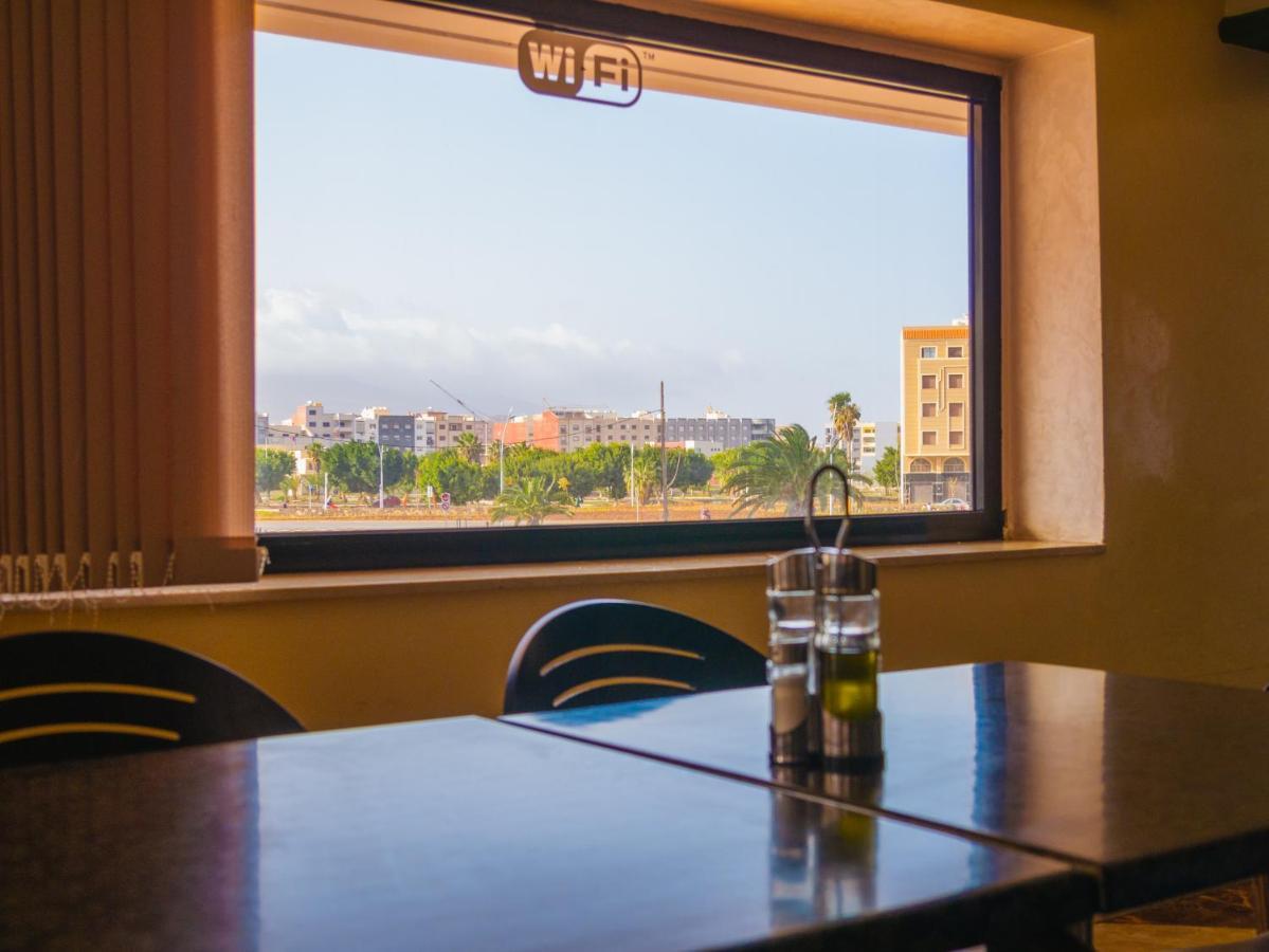 Hotel L'Aeroport ナドル エクステリア 写真
