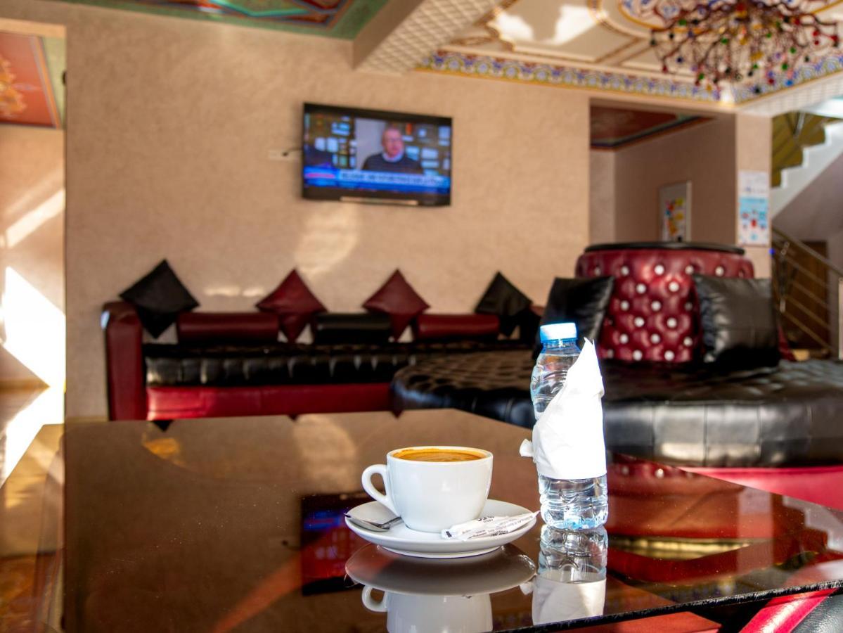 Hotel L'Aeroport ナドル エクステリア 写真